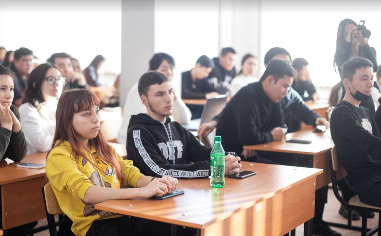 23 ноября 2022 года была проведена встреча студентов 4 курса Международного университета Астана со специалистами Центра занятости населения акимата города Астаны. — 2