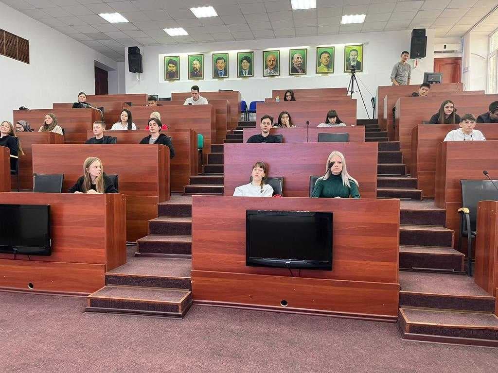 ACADEMIC MOBILITY OF HSE FACULTY — 1