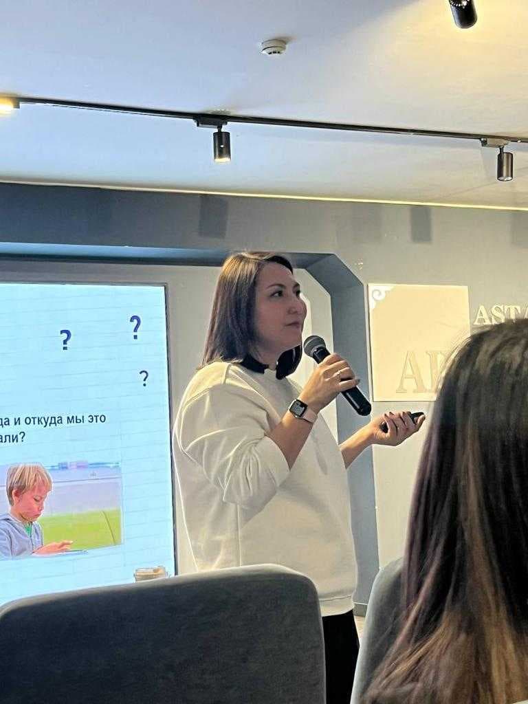Today, AIU hosted a guest lecture by Asel Mukhamedzhanova, head of the Presidential Project Office (Delivery unit) under the Presidential Administration on functional literacy. — 3