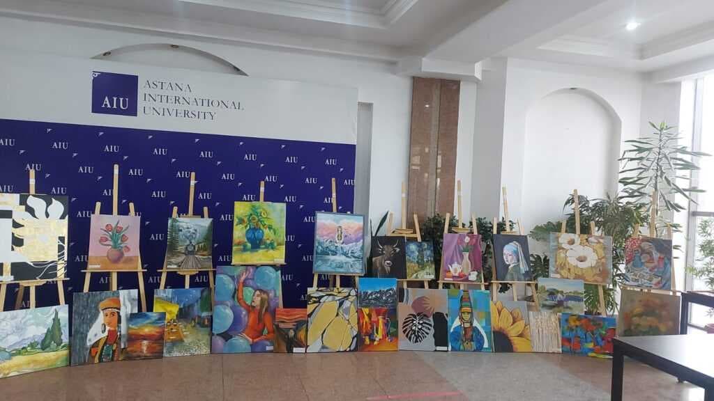 Отчетная выставка студенческих работ Высшей школы искусств и дизайна. — 1