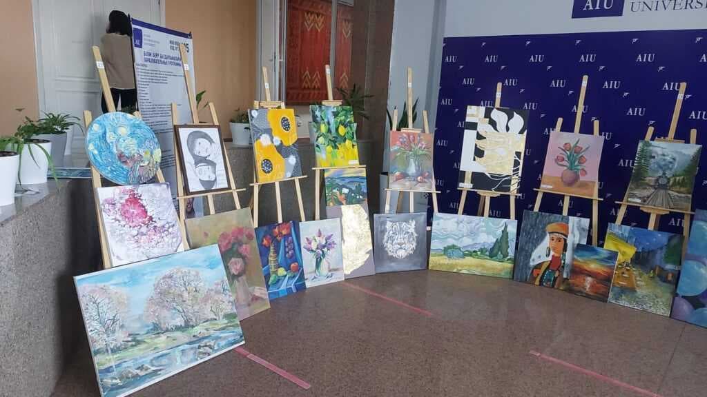 Отчетная выставка студенческих работ Высшей школы искусств и дизайна. — 2