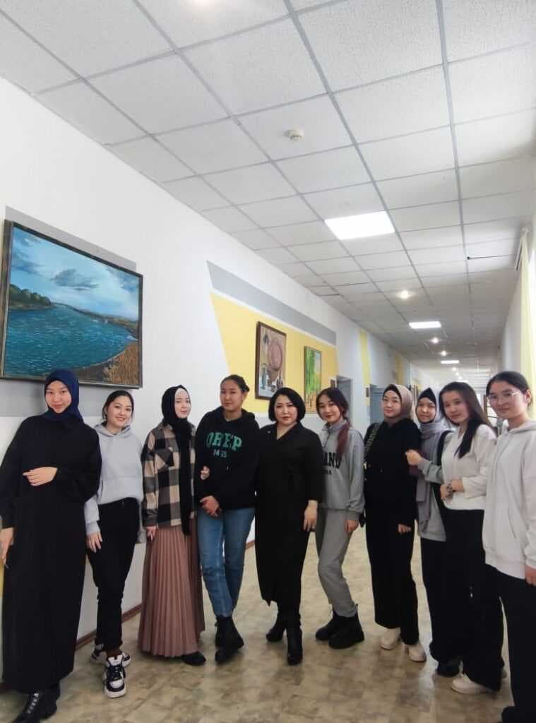 On February 07, 2023, senior lecturer at AIU University, Master Imangalieva Gulshat Akonovna, gave a guest lecture on the topic: “Working stages of interior design” to students of Atyrau University — 3