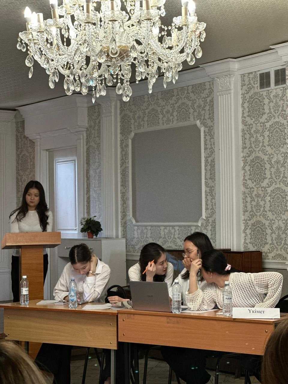 Biology students held a debate on the topic «Is GMA harmful to human health or is it a solution to the world’s food problem?» — 3