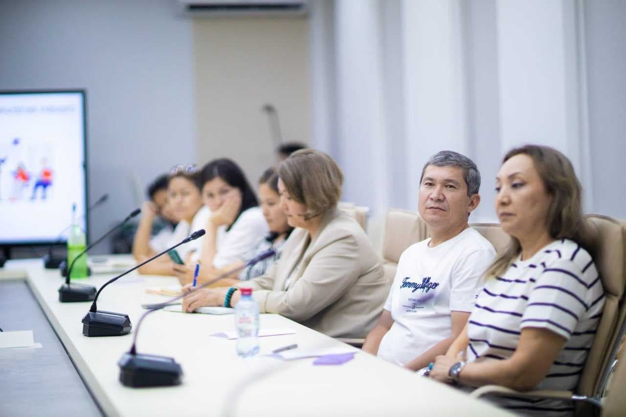 Meeting with Syracuse University researcher B.Bokaev — 2