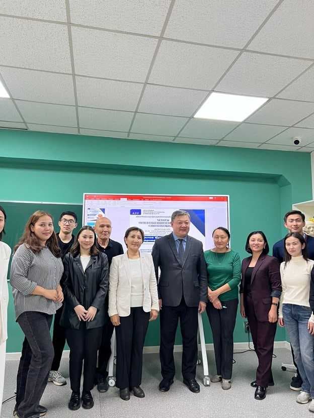 🌿 Scientific Seminar at AIU: Modern Methods of Floristics 🌿 — 1