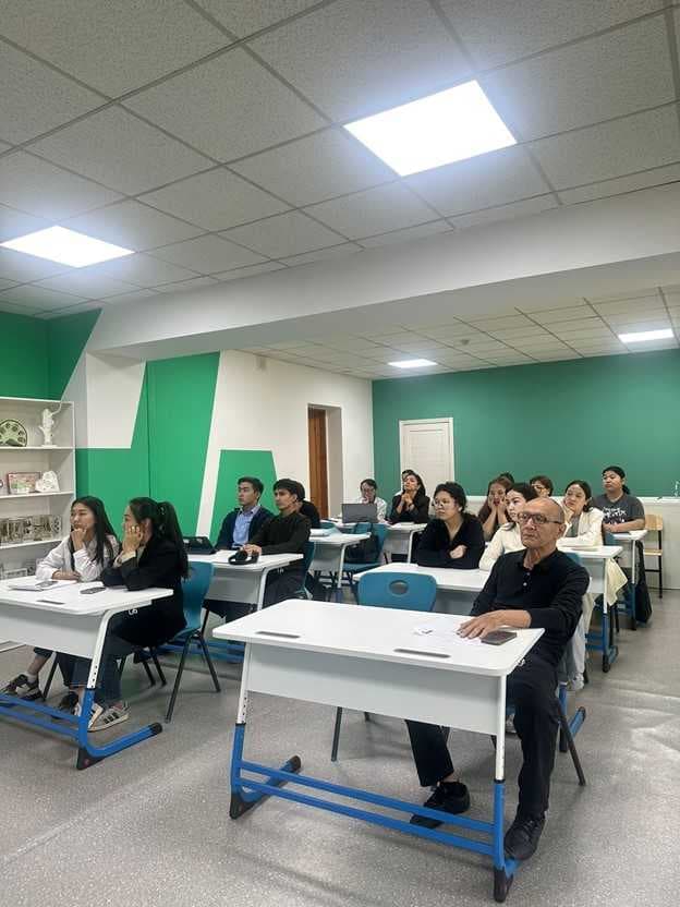🌿 Scientific Seminar at AIU: Modern Methods of Floristics 🌿 — 2