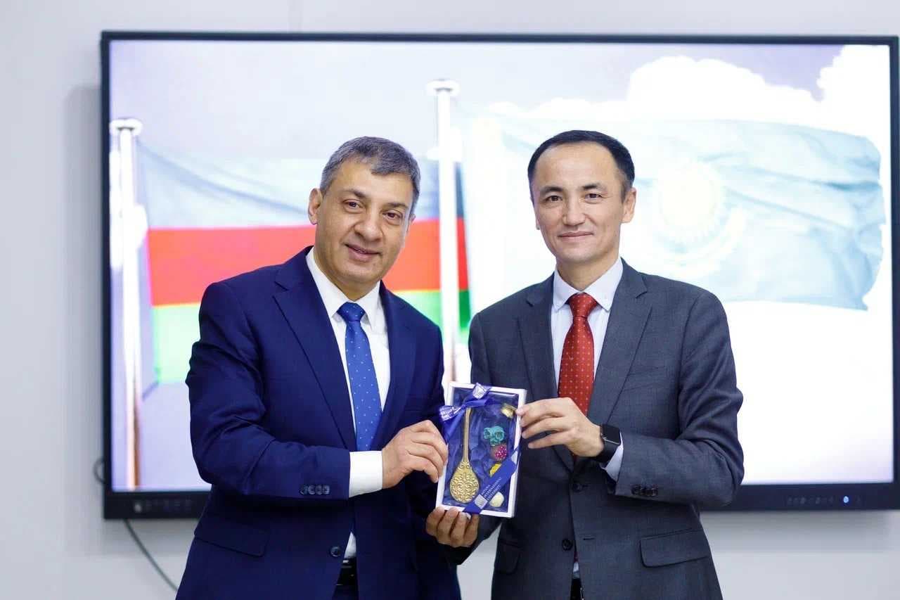 A meeting with representatives of the Educational Student Loan Fund under the Ministry of Science and Education of Azerbaijan was held at AIU. — 2