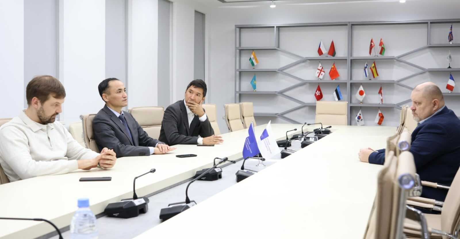 📢 Visit of the Ambassador Extraordinary and Plenipotentiary of the Slovak Republic to AIU! — 3