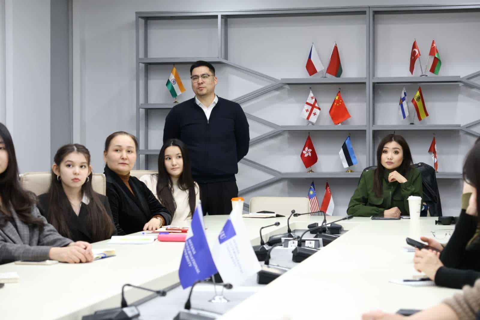 📢 Visit of the Ambassador Extraordinary and Plenipotentiary of the Slovak Republic to AIU! — 7