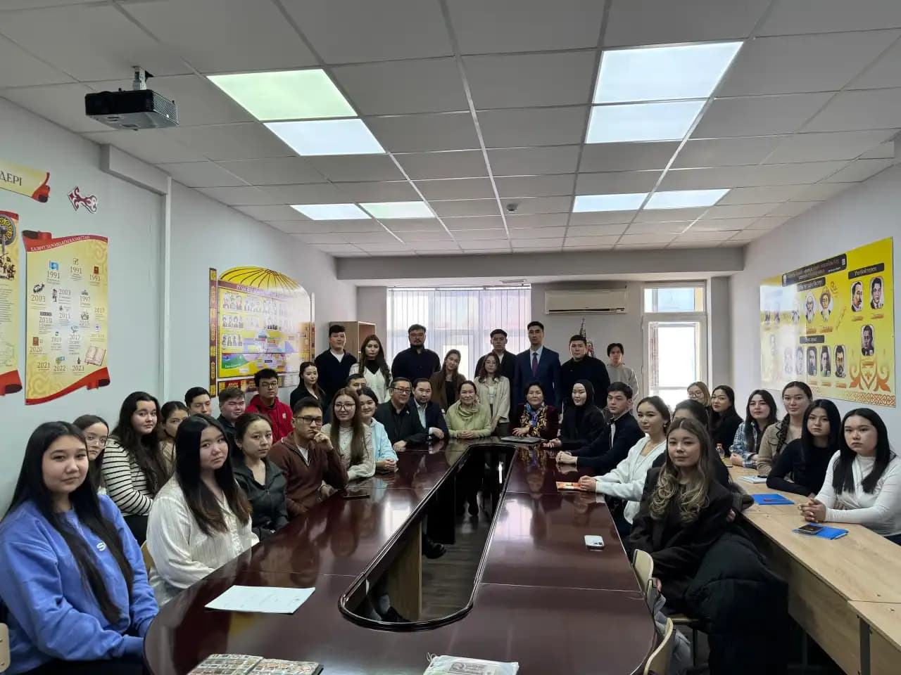AIU университетінде ақпараттық-танымдық семинар өтті — 1