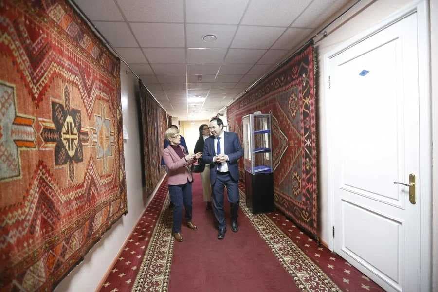 AIU strengthens international ties: Visit of the Sofia University delegation — 9