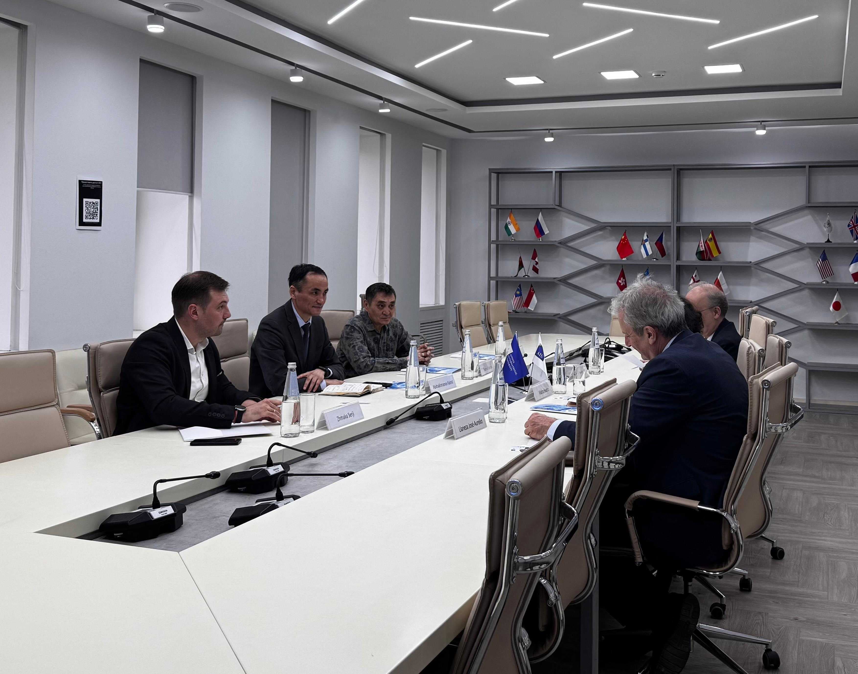 Испания Елшілігі өкілдерінің Astana International University-ге сапары — 1