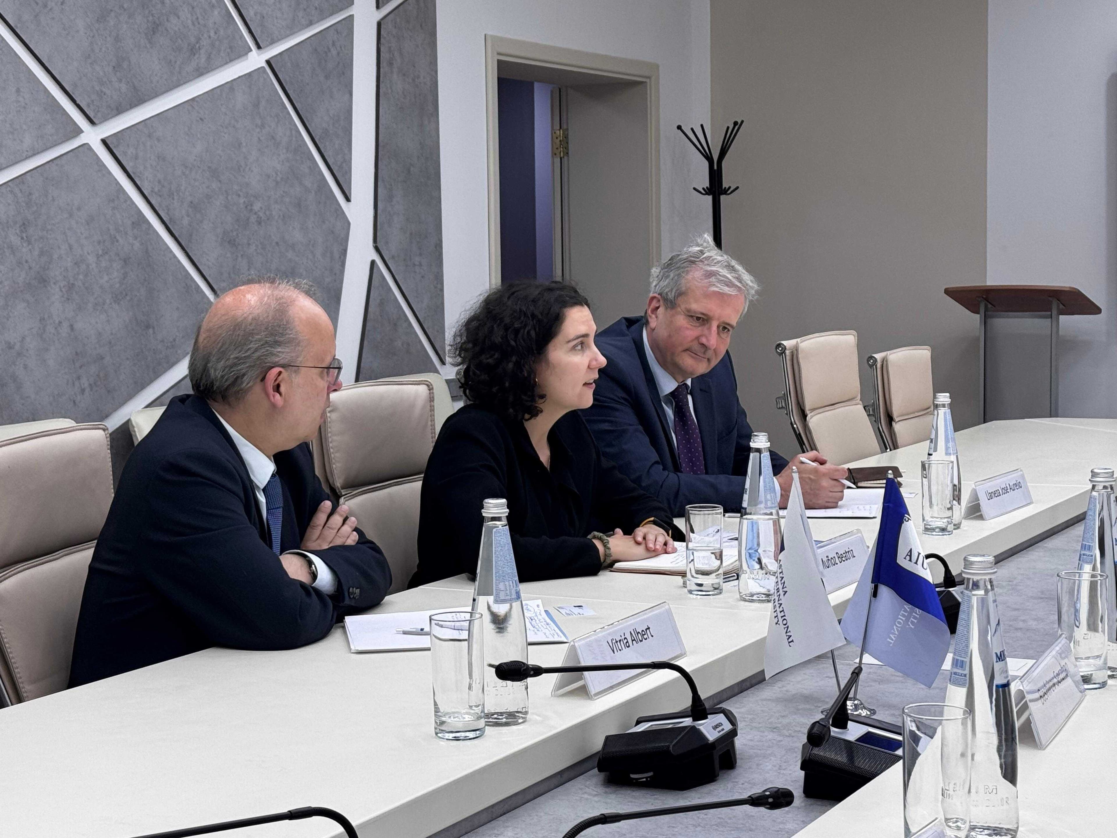Испания Елшілігі өкілдерінің Astana International University-ге сапары — 8