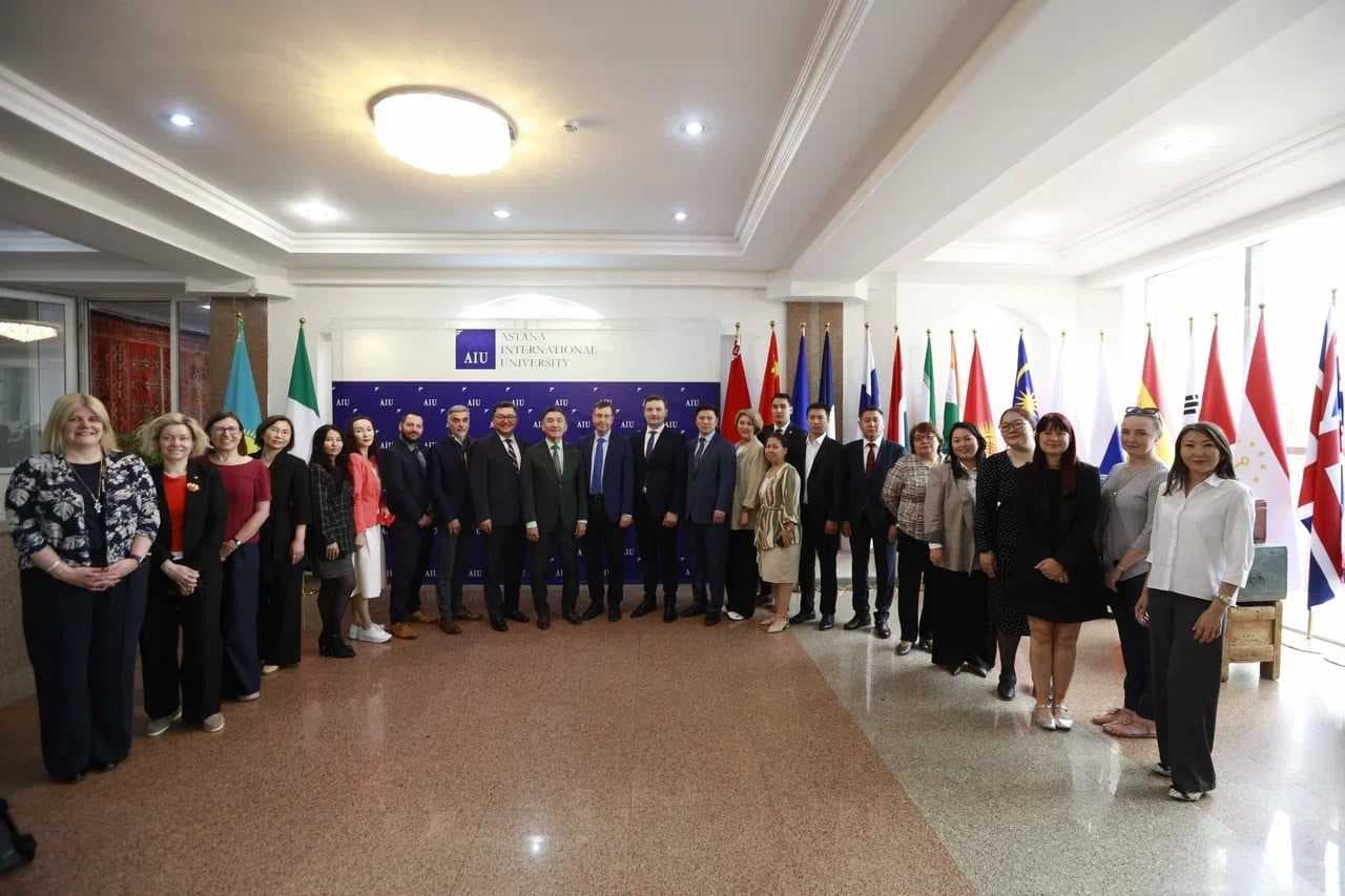 Astana International University took part in the international INT-KZ forum. — 8