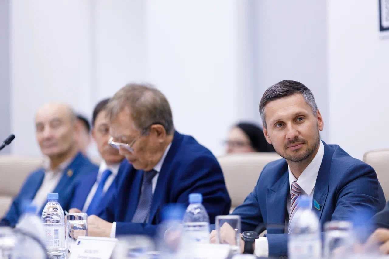 SDG 16 in Action: AIU Discusses 10 Years of Legal Reforms in Kazakhstan — 7
