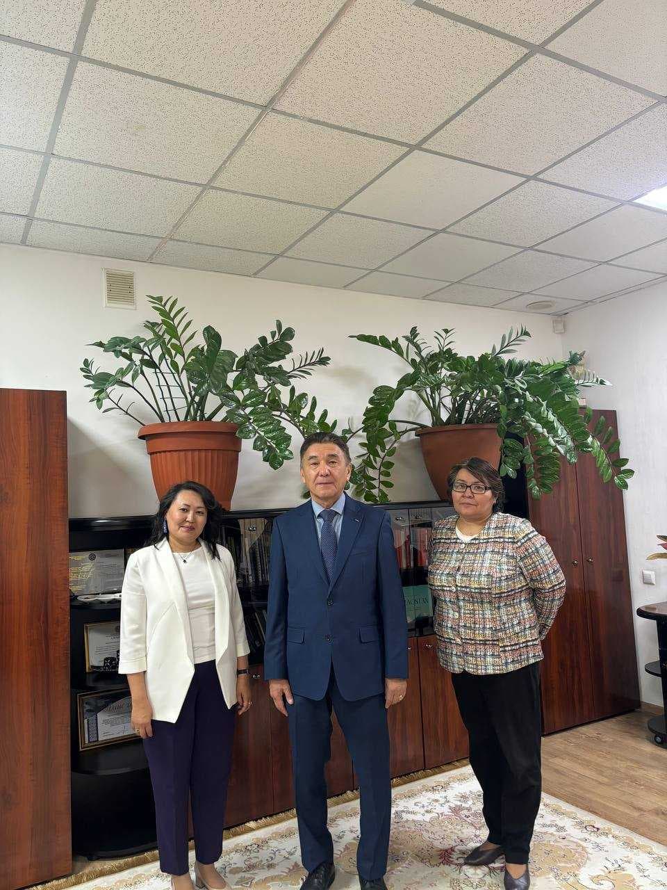 AIU Signs Memorandum of Cooperation with Dyslex Home School — 2