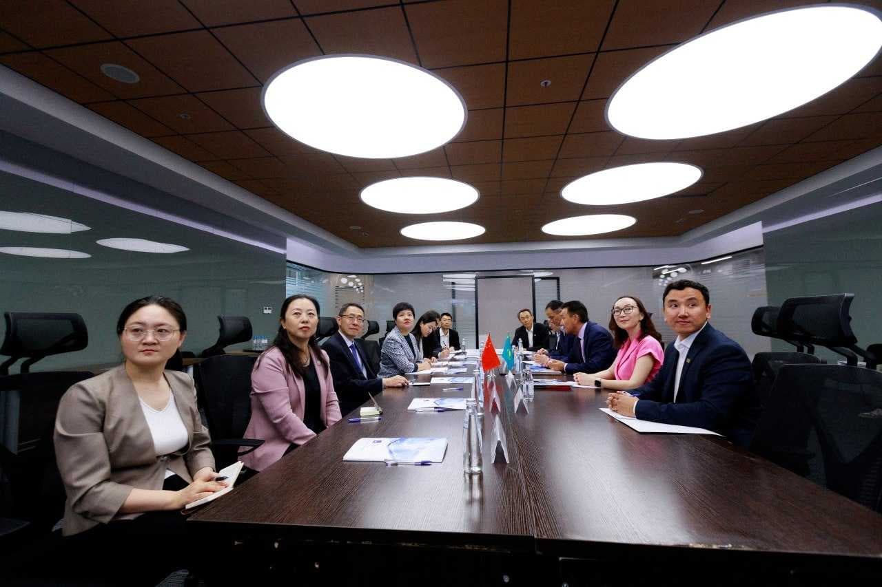 CPC Central Committee Delegation Visits BLCU Branch in Astana — 2