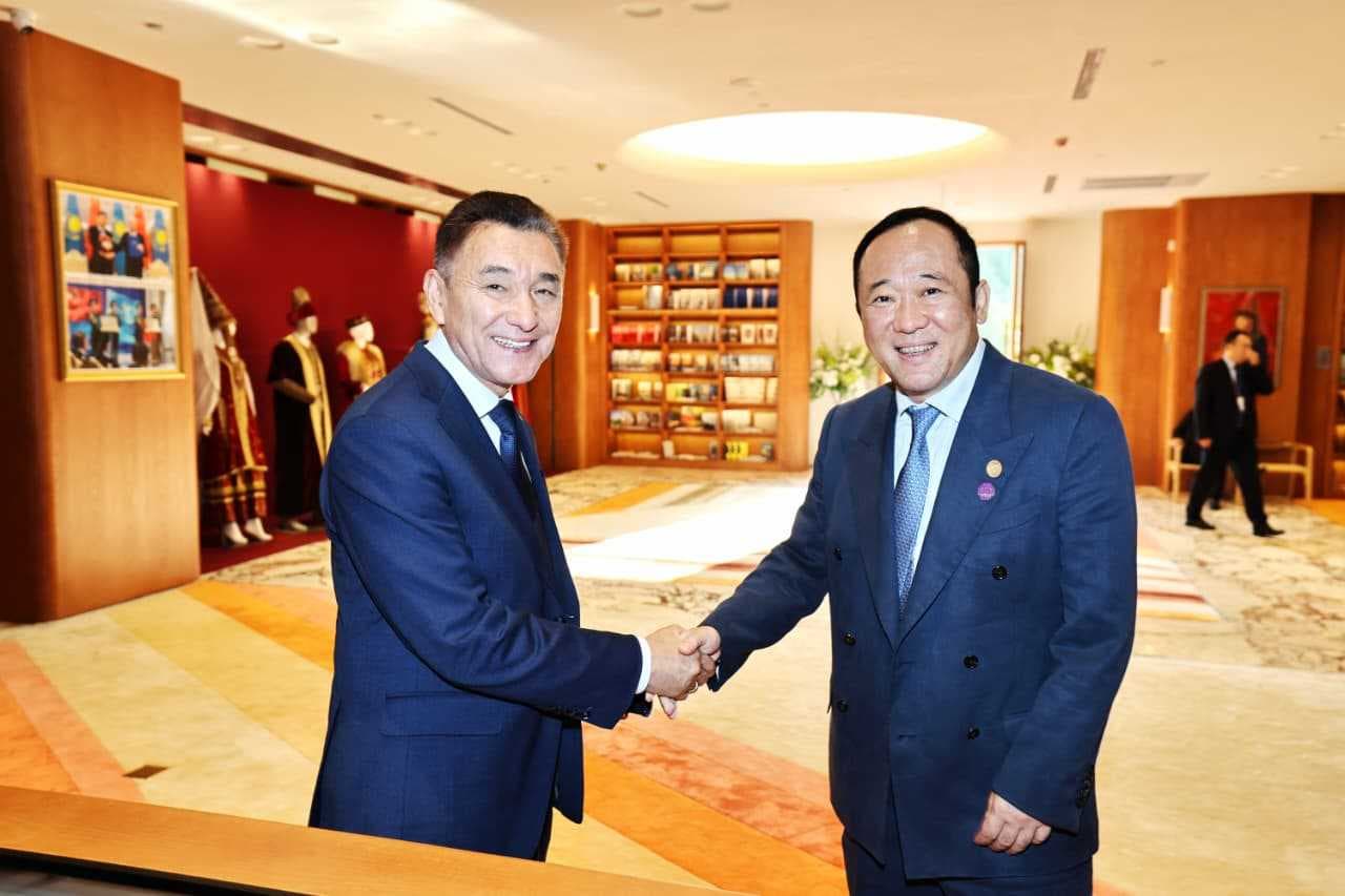 Astana International University and Beijing University of language and culture (BLCU) signed an agreement on the launch of a master's degree program in the BLCU branch in Astana — 3