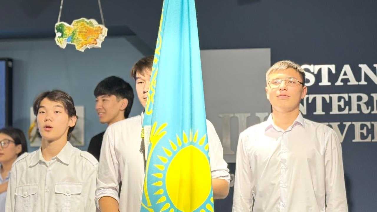The 30th Anniversary of the Constitution – a Celebration of Historical Continuity and Civic Responsibilityи — 4