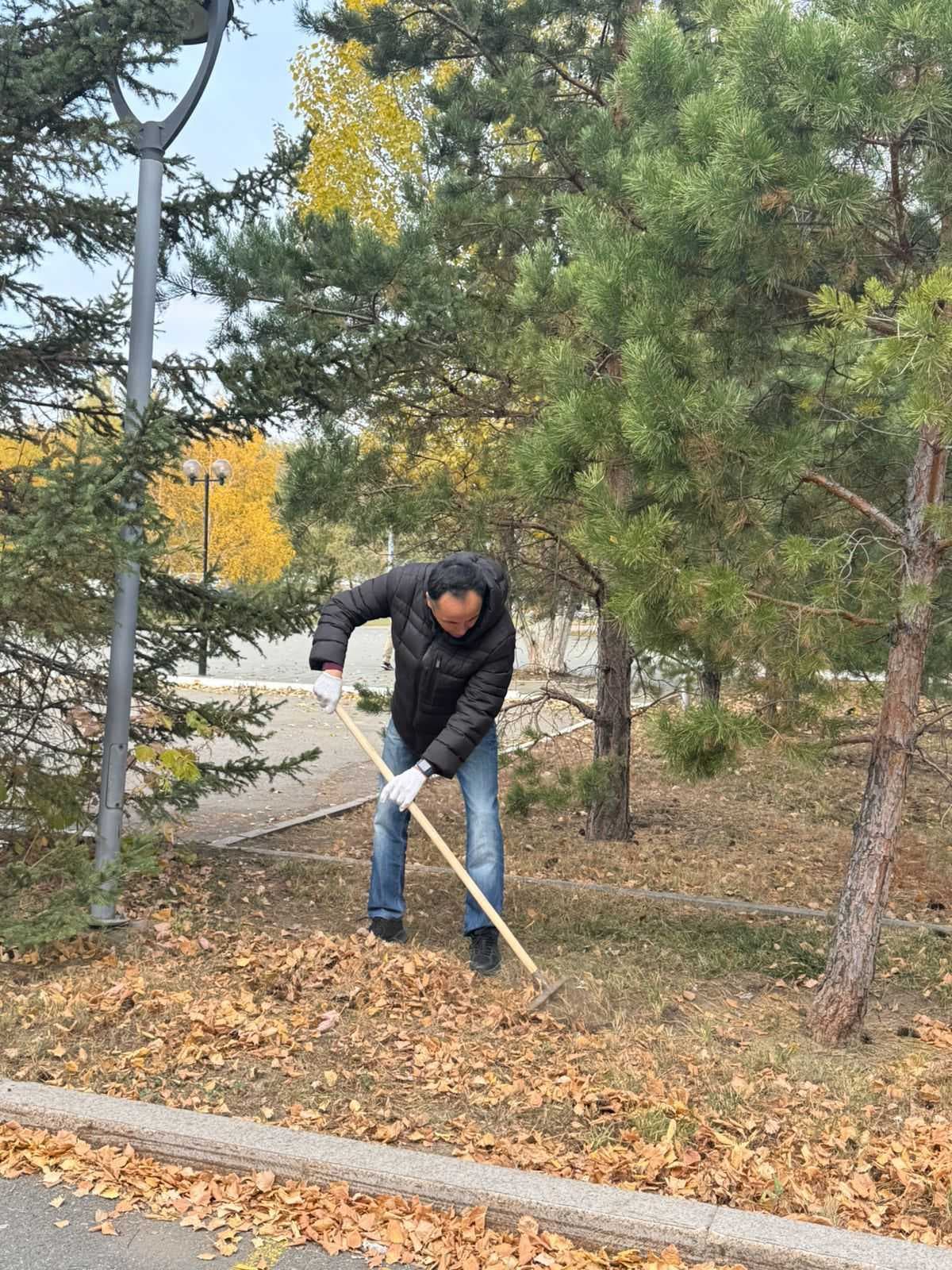 The Astana International University (AIU) held a cleanup day as part of the nationwide Taza Kazakhstan campaign — 3