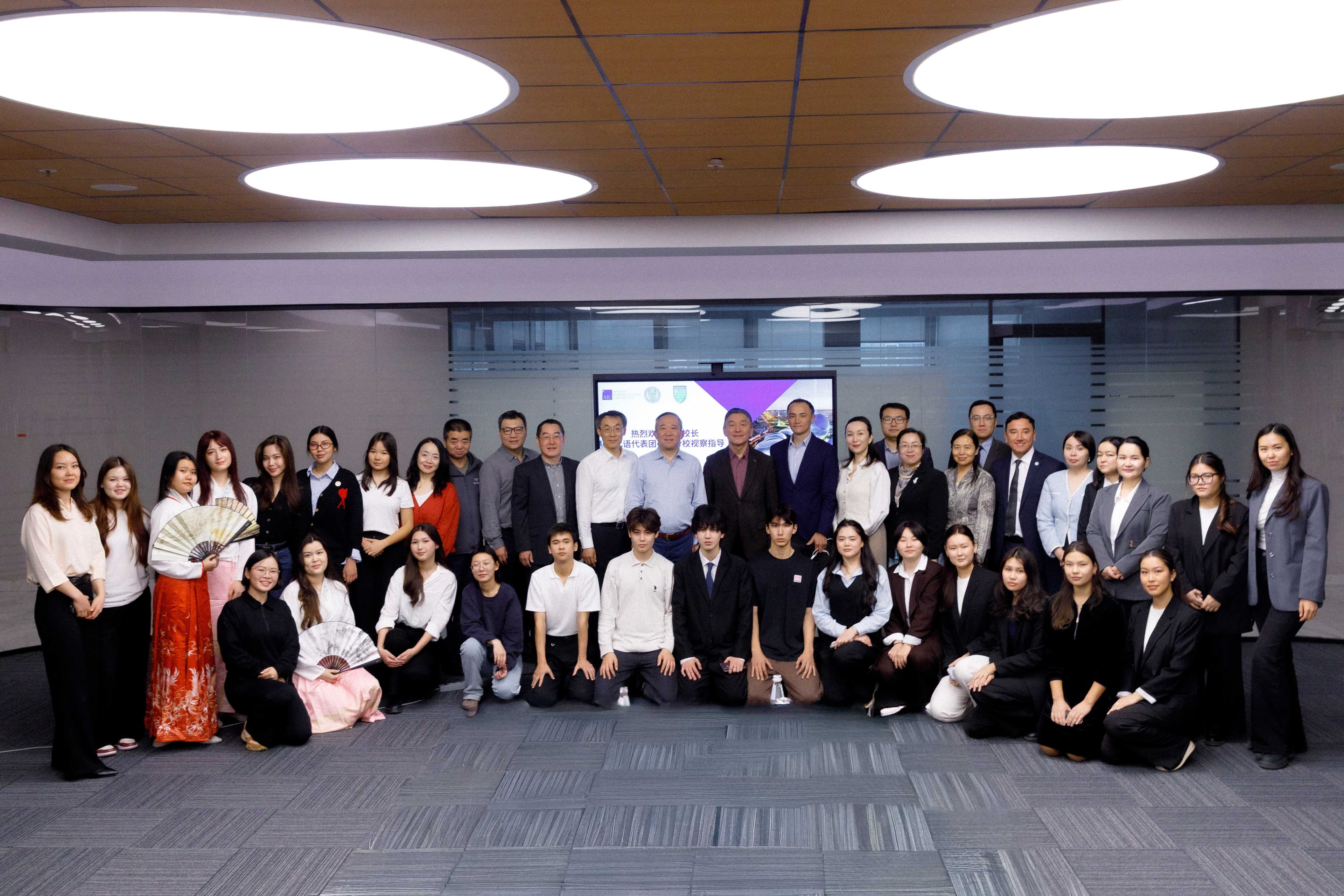 President Duan Peng visited the Beijing Language and Culture University branch at AIU. — 1