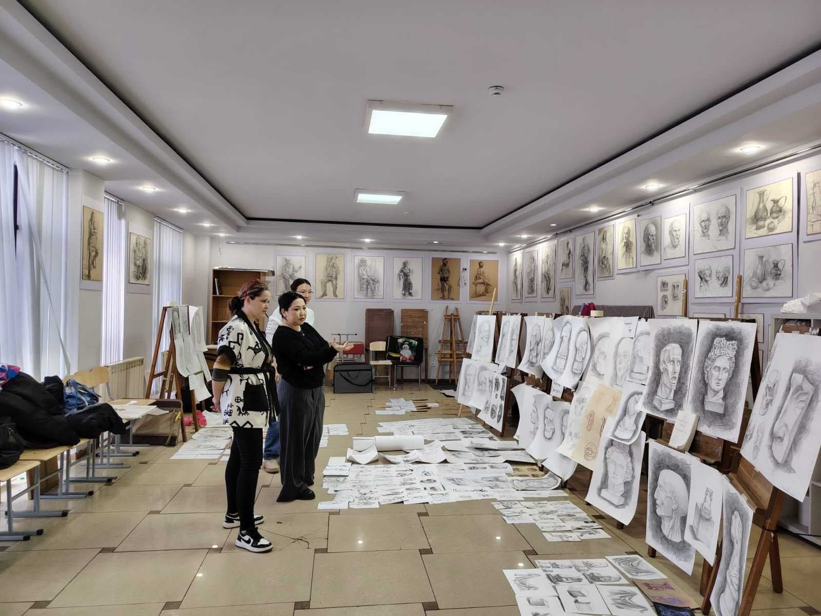 Итоги экзаменационной сессии на кафедре дизайна Международный университет Астана — 1