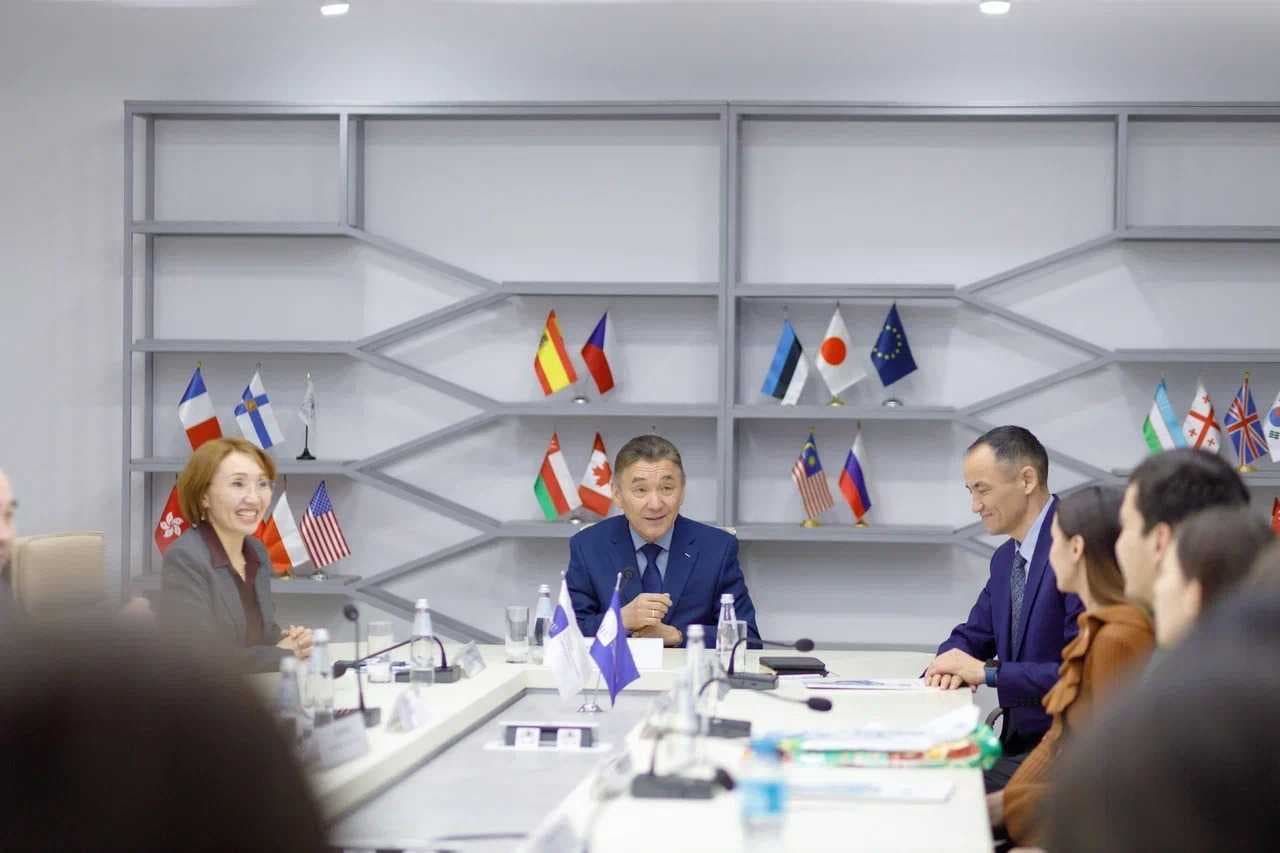 AIU открыт для иностранных студентов — 1