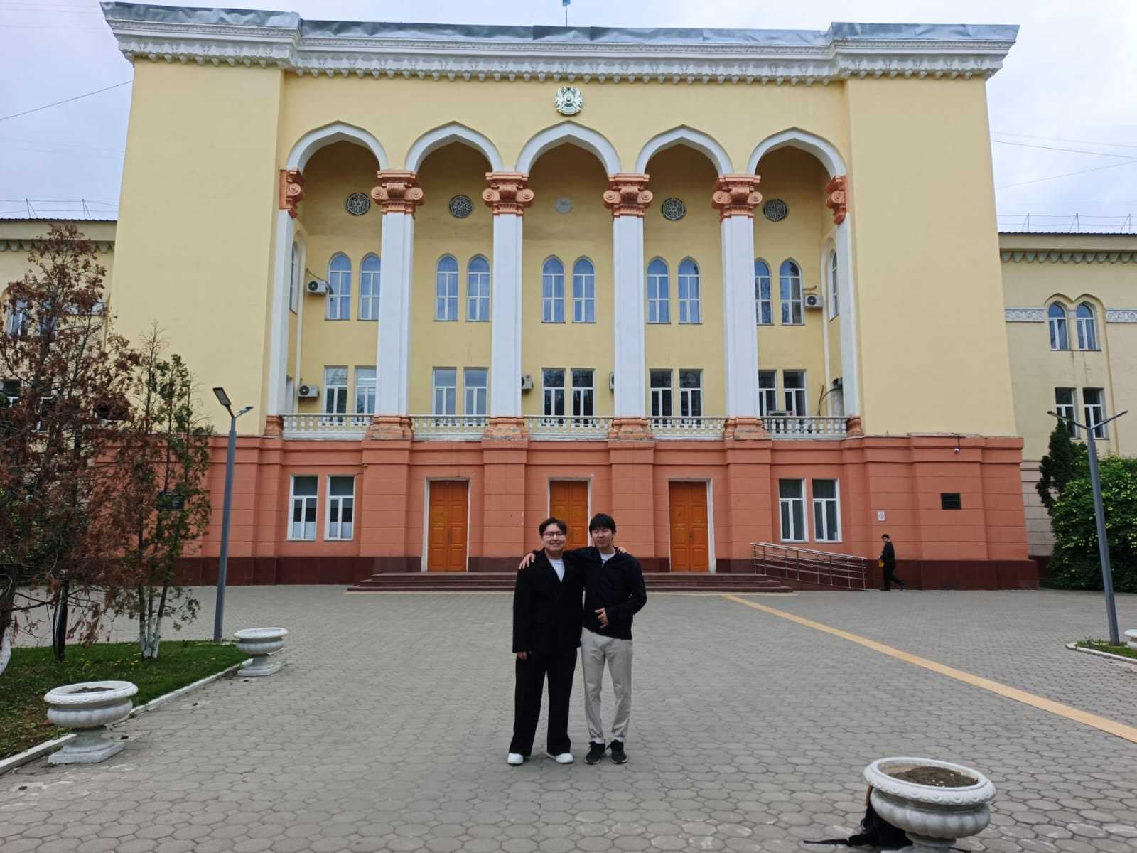 AIU студенттері география бойынша XVIII Республикалық пәндік олимпиадада  жүлдегер атанды — 3