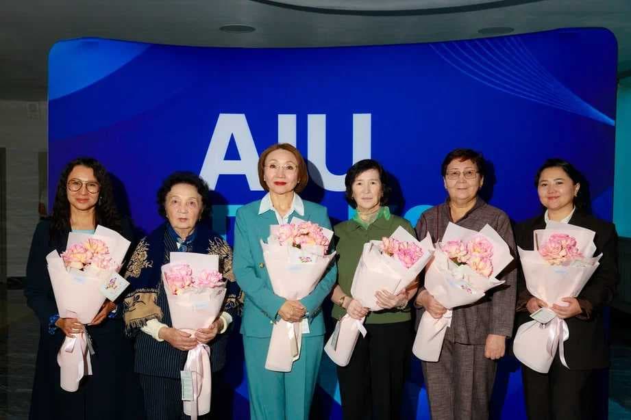 В AIU стартовал новый проект AIU TALKS — 18