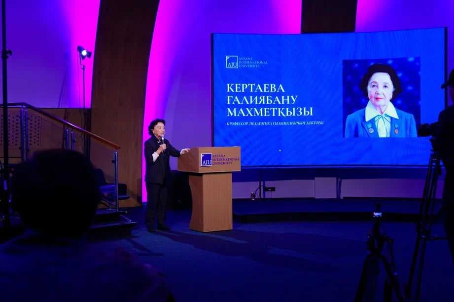 В AIU стартовал новый проект AIU TALKS — 5