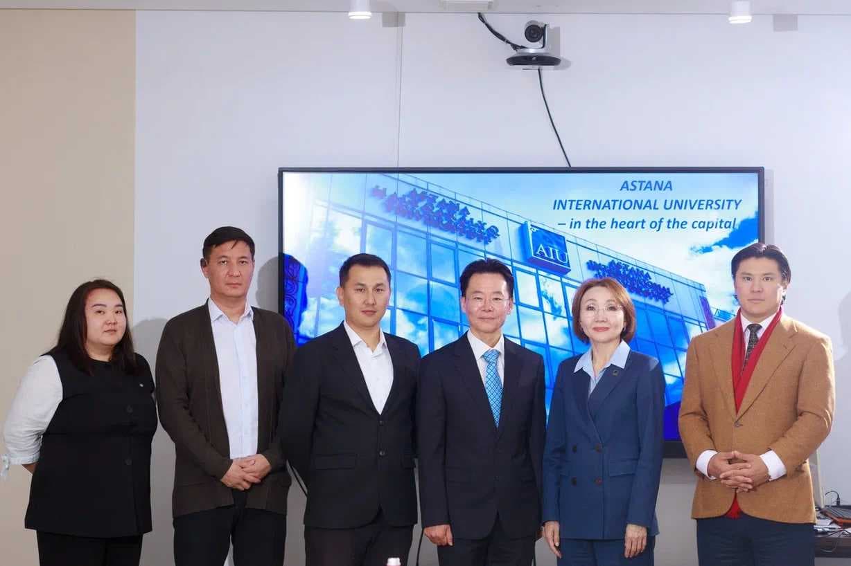AIU и Kazakhstan Earth Services подписали меморандум о сотрудничестве — 9