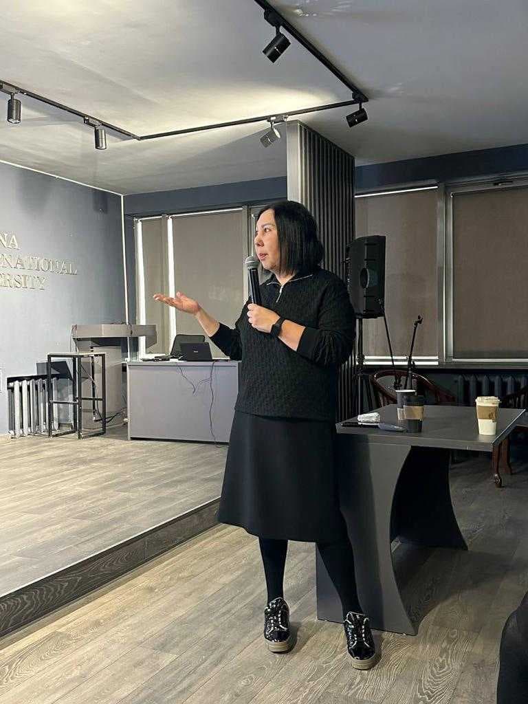 AIU hosted a guest lecture by MNU professor Indira Akylbaeva on the topic of "Humanism in Pedagogy and the Pursuit of Knowledge." — 1