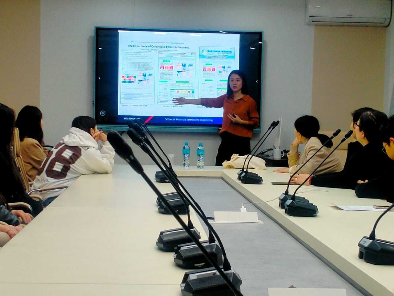 A teacher from Nanyang Technological University, Dr. Xiaolei Feng, conducted research and methodological seminars for teaching staff and students of the Higher School of Natural Sciences and the Pedagogical Institute of Astana International University — 2