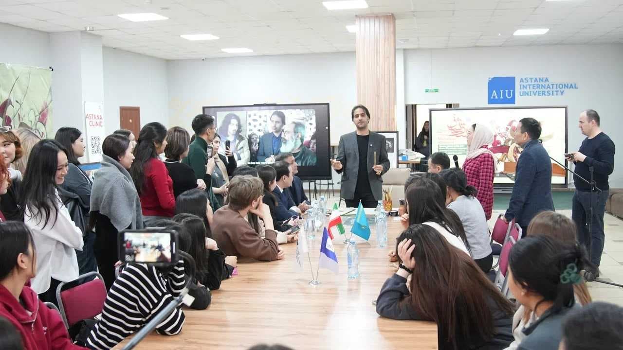 AIU-да Мохсен Эбрахимидің көрмесі мен шеберлік сабағы өтті — 3