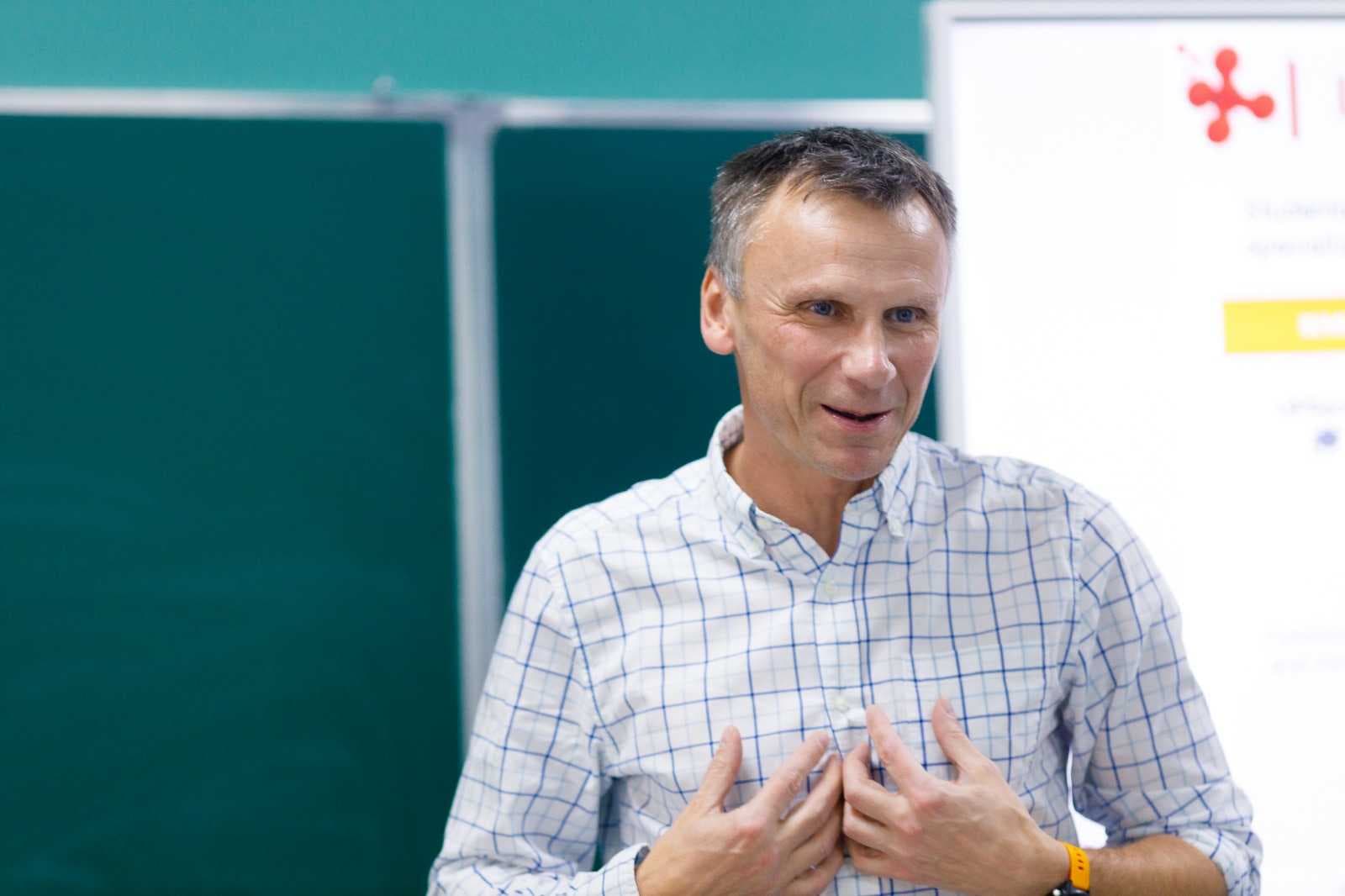 Erasmus Mundus бағдарламасының өкілі AIU-ға келді — 3
