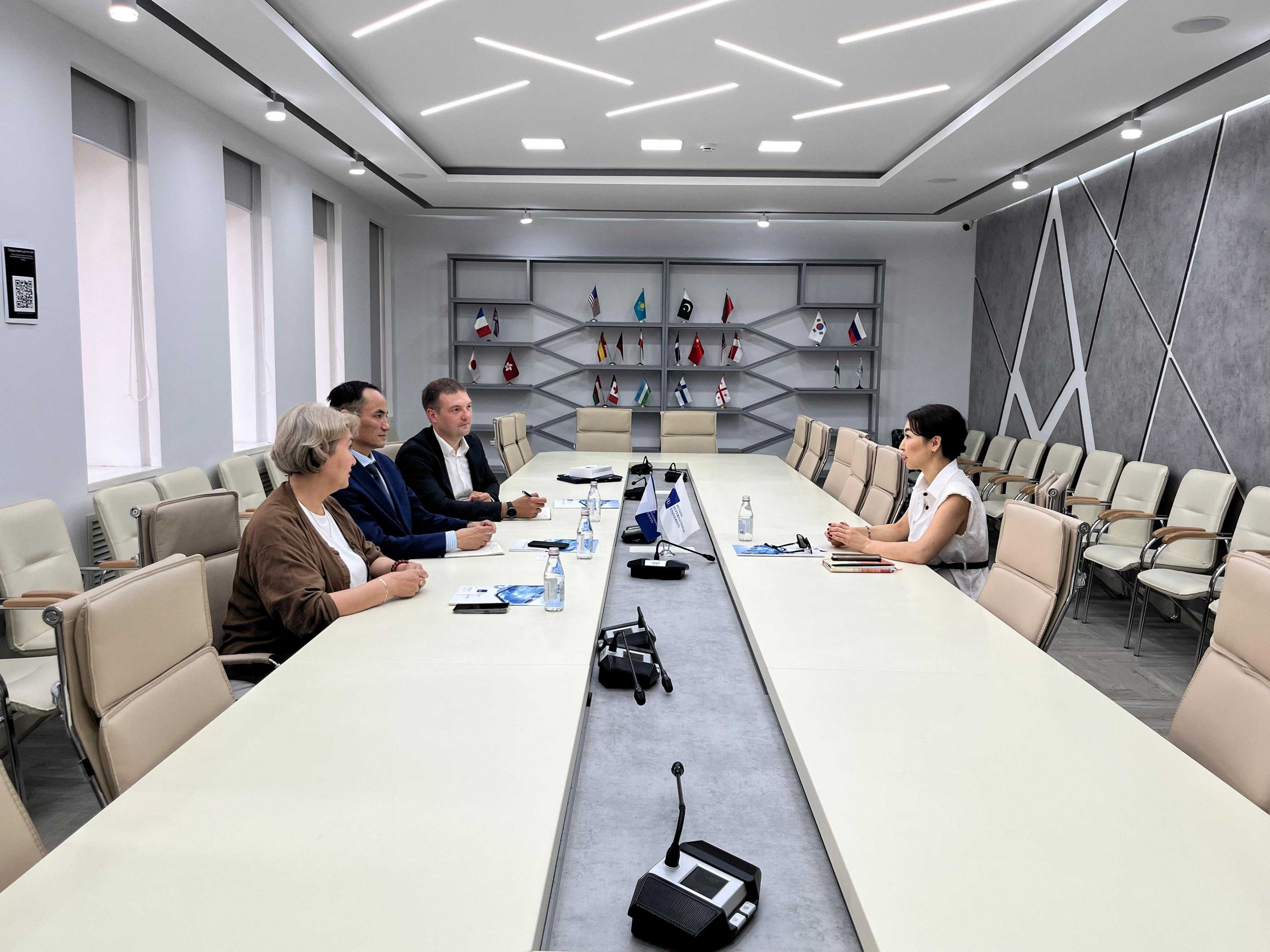 Astana International University подписал Меморандум о стратегическом сотрудничестве с Swiss Institute of Technology and Entrepreneurship — 2