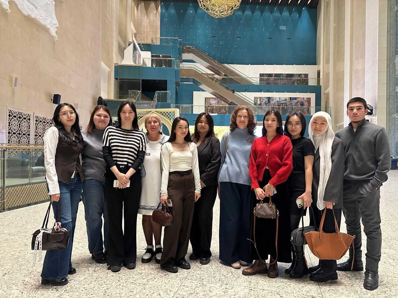AIU students participate in the "Urban Nomads" symposium, which combines art — 1